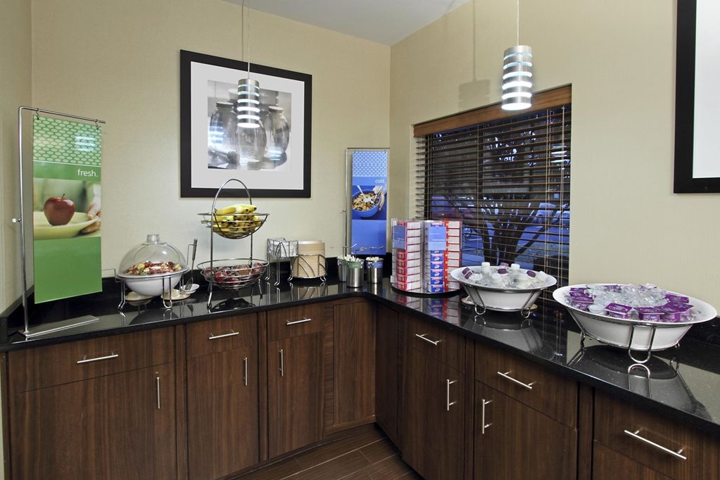 Hampton Inn Madison Restaurante foto